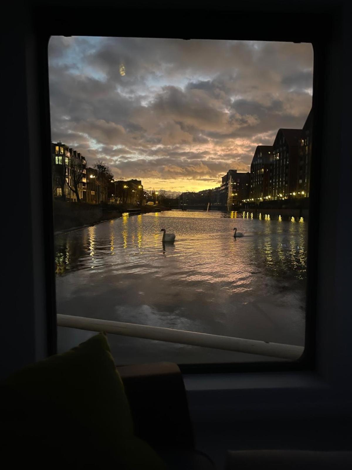 Dom Na Wodzie - Flohotel Leilighet *